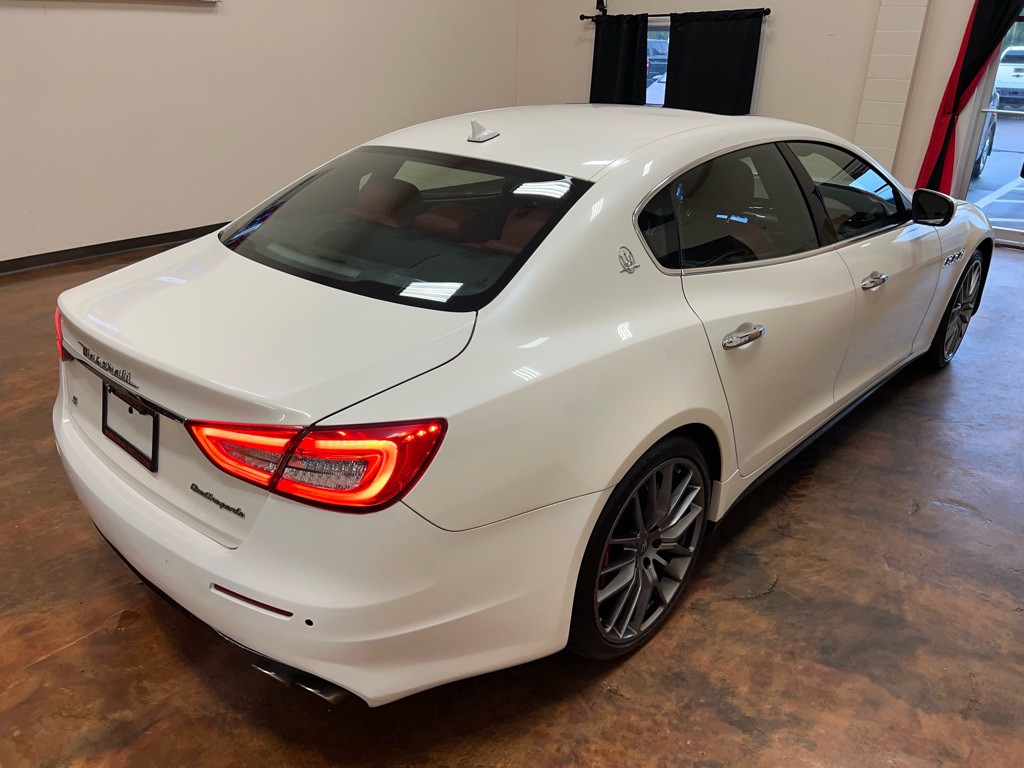 2017 Maserati Quattroporte Image 42