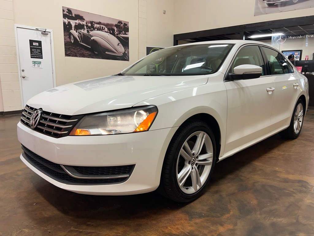 2015 Volkswagen Passat Image 5