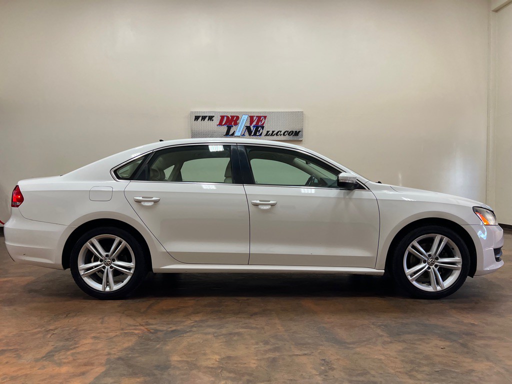 2015 Volkswagen Passat Image 10