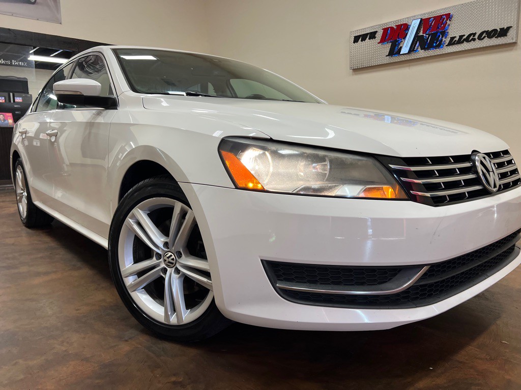 2015 Volkswagen Passat Image 35