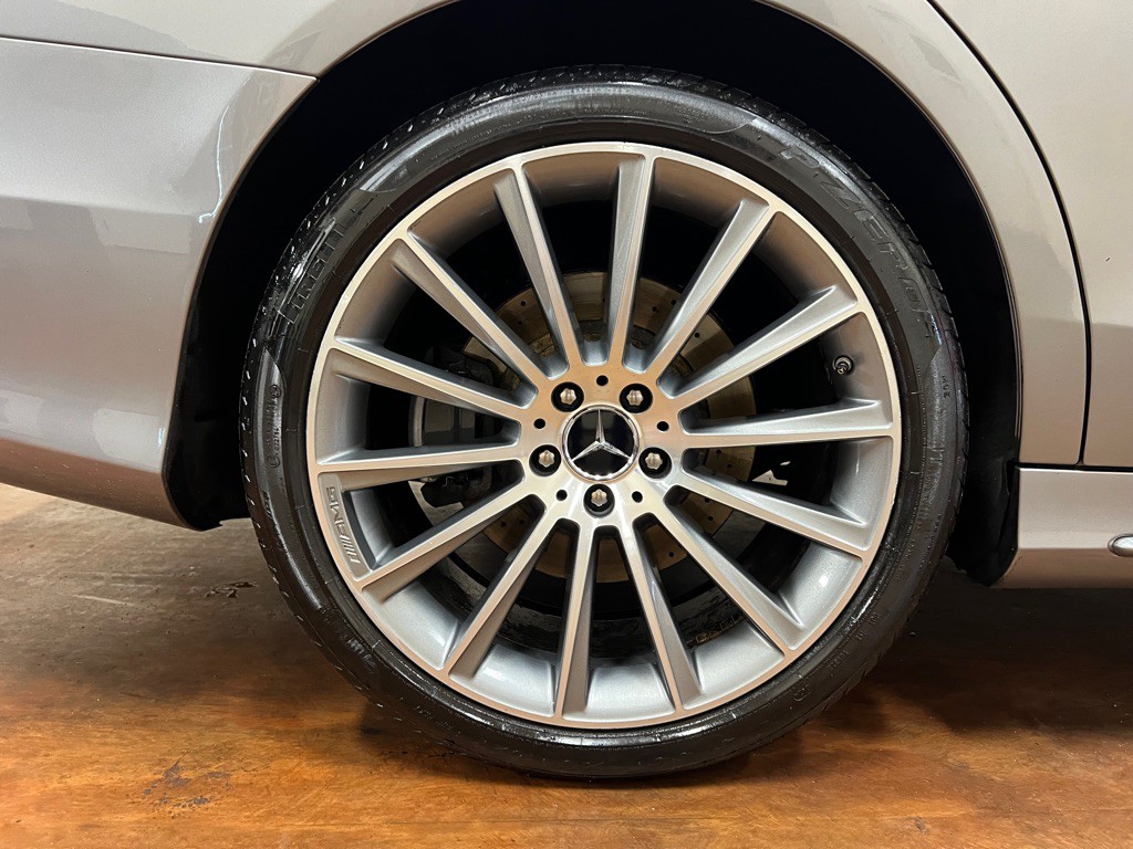 2015 Mercedes-Benz S-Class Image 11