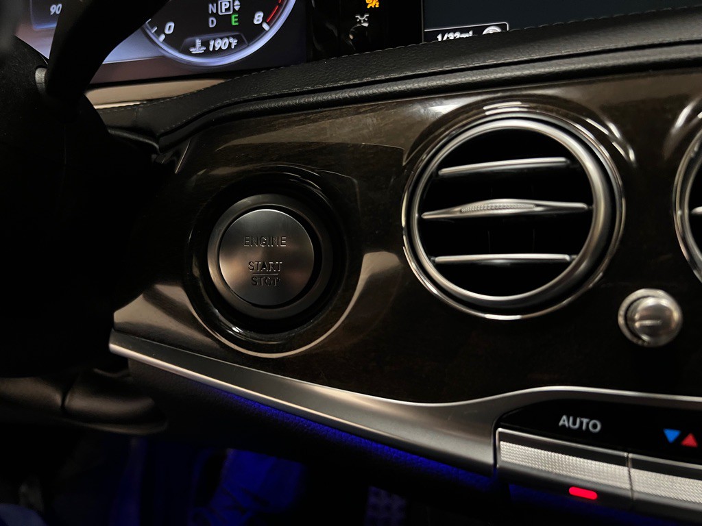 2015 Mercedes-Benz S-Class Image 26