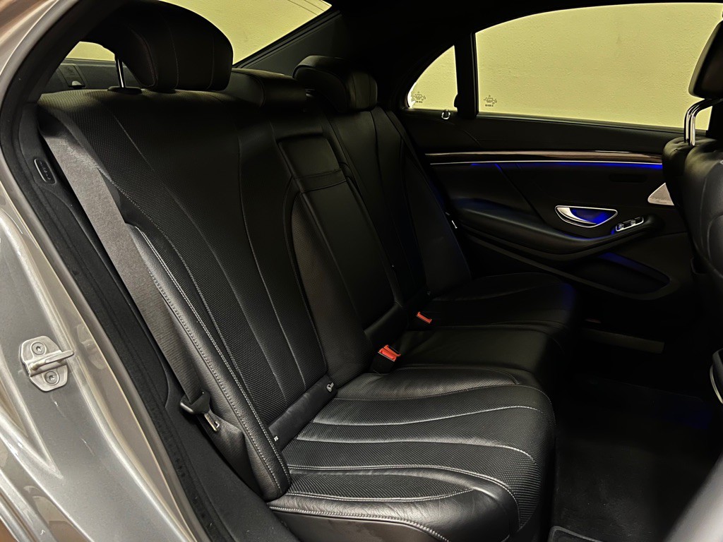 2015 Mercedes-Benz S-Class Image 37