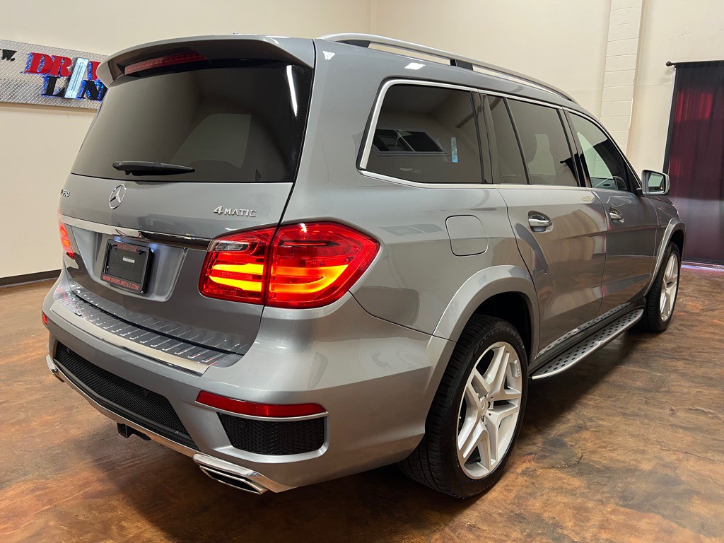 2015 Mercedes-Benz GL-Class Image 9