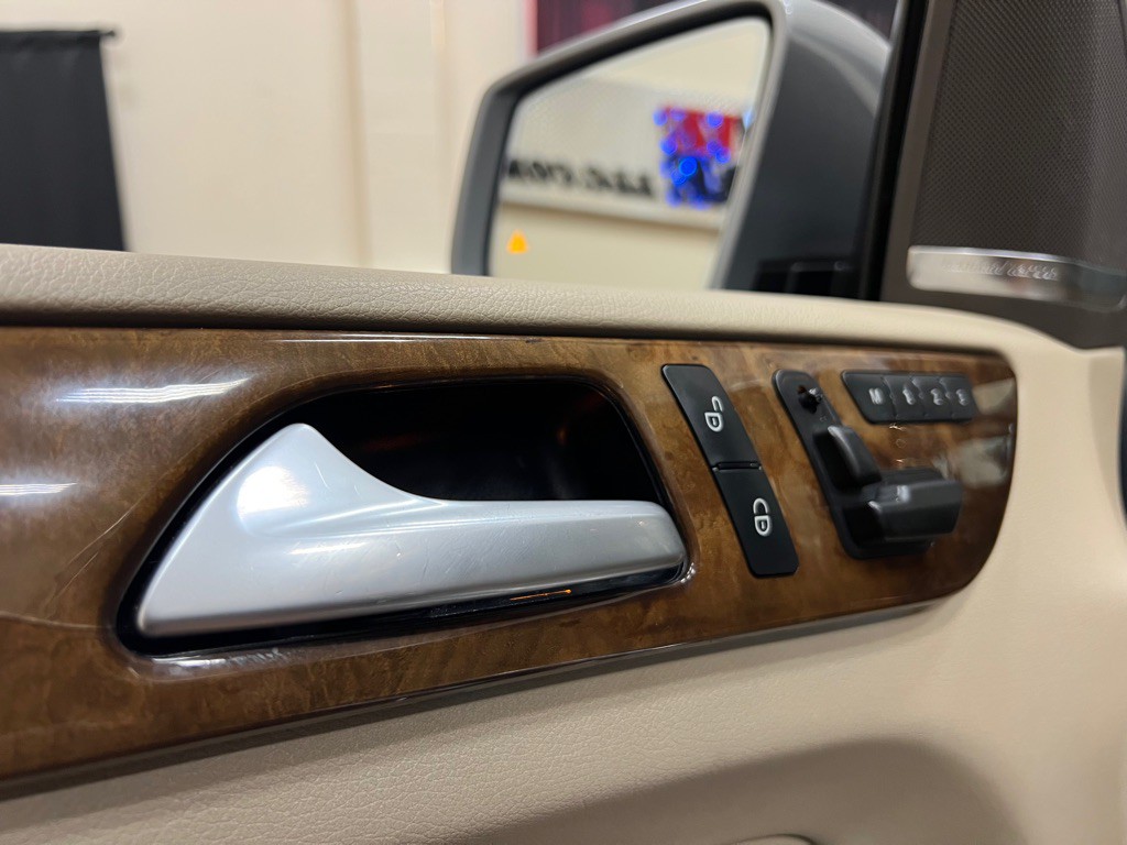 2015 Mercedes-Benz GL-Class Image 27