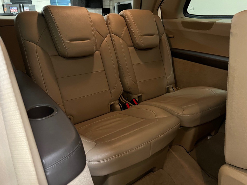 2015 Mercedes-Benz GL-Class Image 35