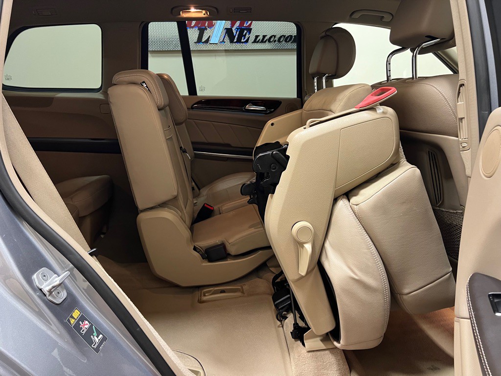 2015 Mercedes-Benz GL-Class Image 36