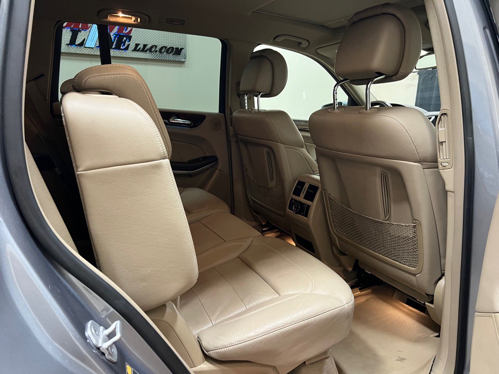 2015 Mercedes-Benz GL-Class Image 38