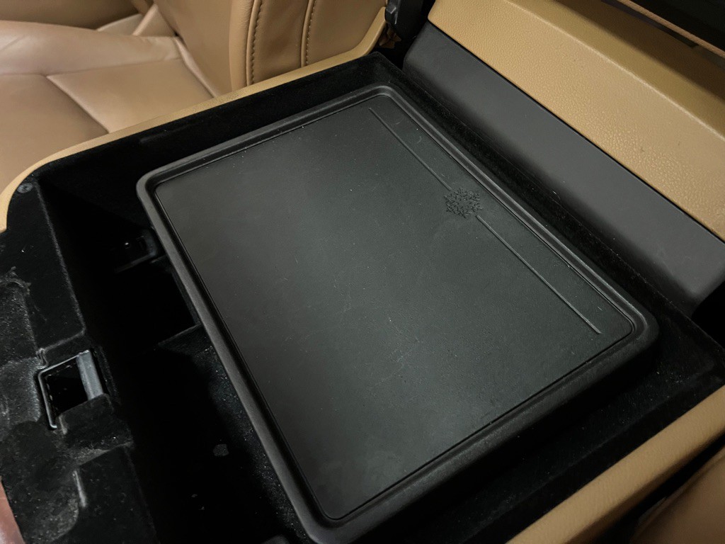 2017 Cadillac Escalade Image 33