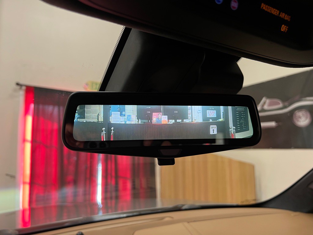 2017 Cadillac Escalade Image 37