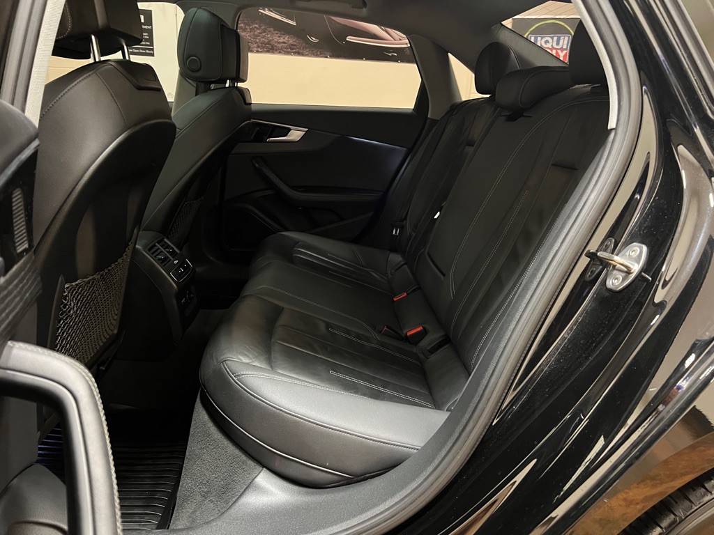 2021 Audi A4 Image 32