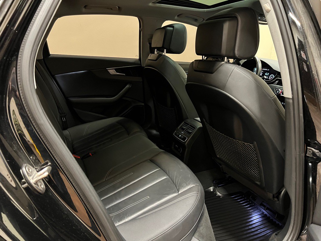 2021 Audi A4 Image 34