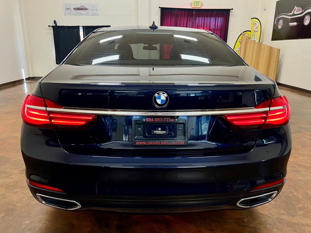 2018 BMW 7 Series Image 8