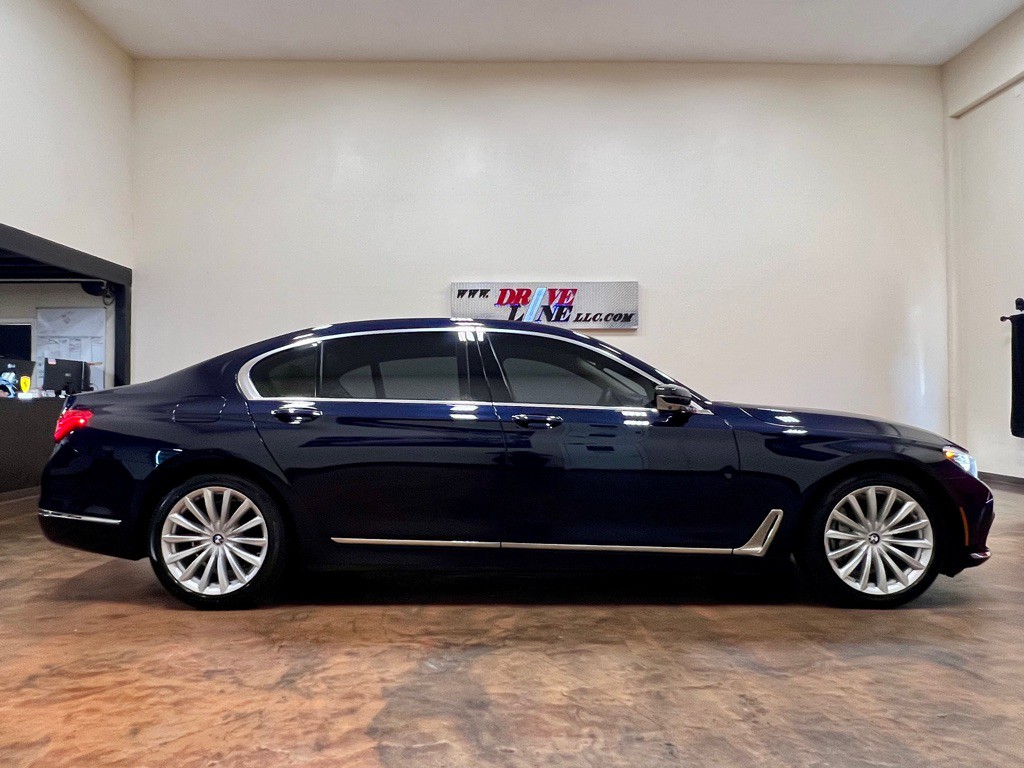 2018 BMW 7 Series Image 10