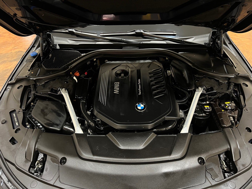 2018 BMW 7 Series Image 13