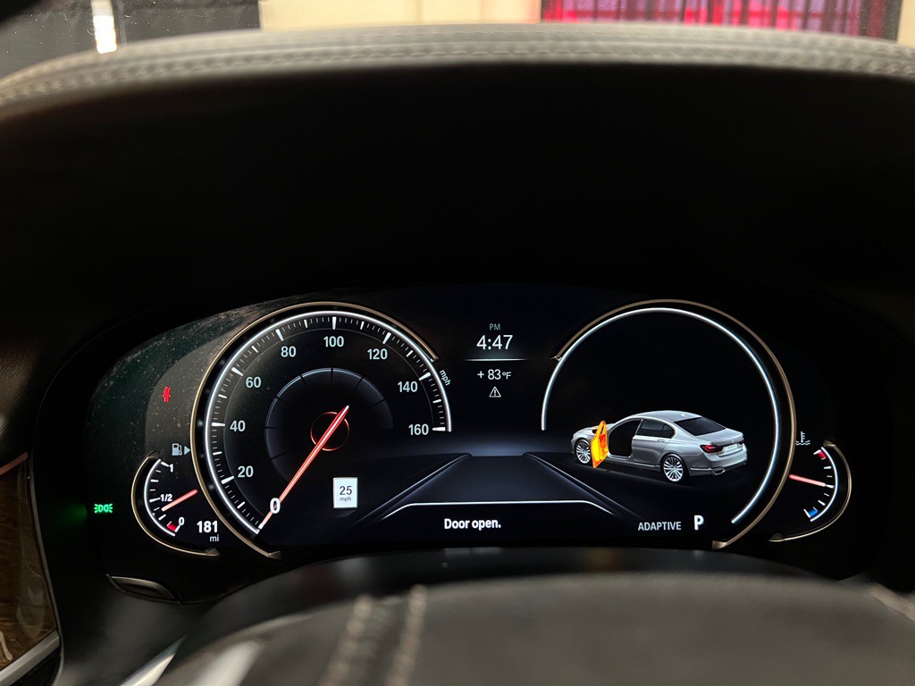 2018 BMW 7 Series Image 24