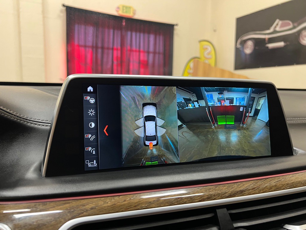 2018 BMW 7 Series Image 29