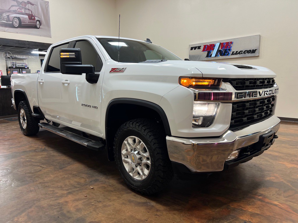 2023 Chevrolet Silverado 1500 Image 3