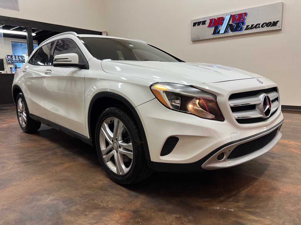 2016 Mercedes-Benz GLA-Class Image 3