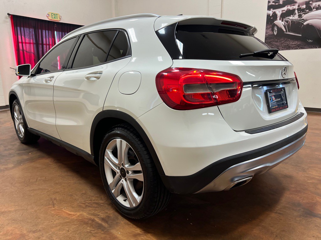 2016 Mercedes-Benz GLA-Class Image 7