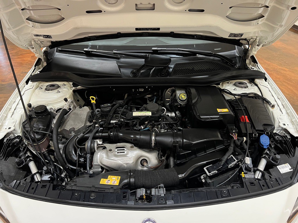 2016 Mercedes-Benz GLA-Class Image 13