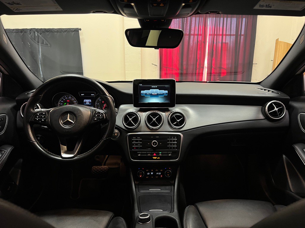 2016 Mercedes-Benz GLA-Class Image 18