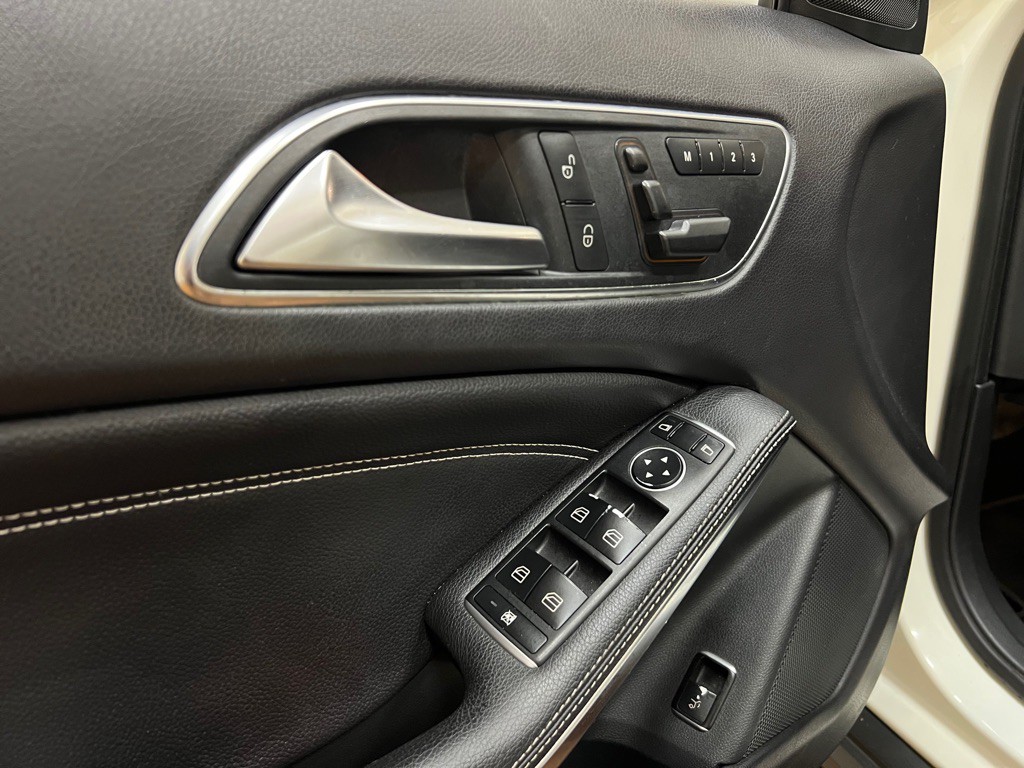 2016 Mercedes-Benz GLA-Class Image 20