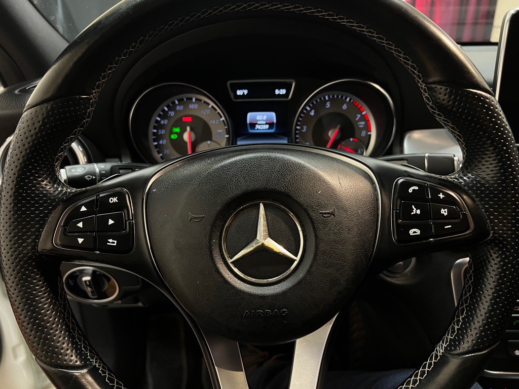 2016 Mercedes-Benz GLA-Class Image 23