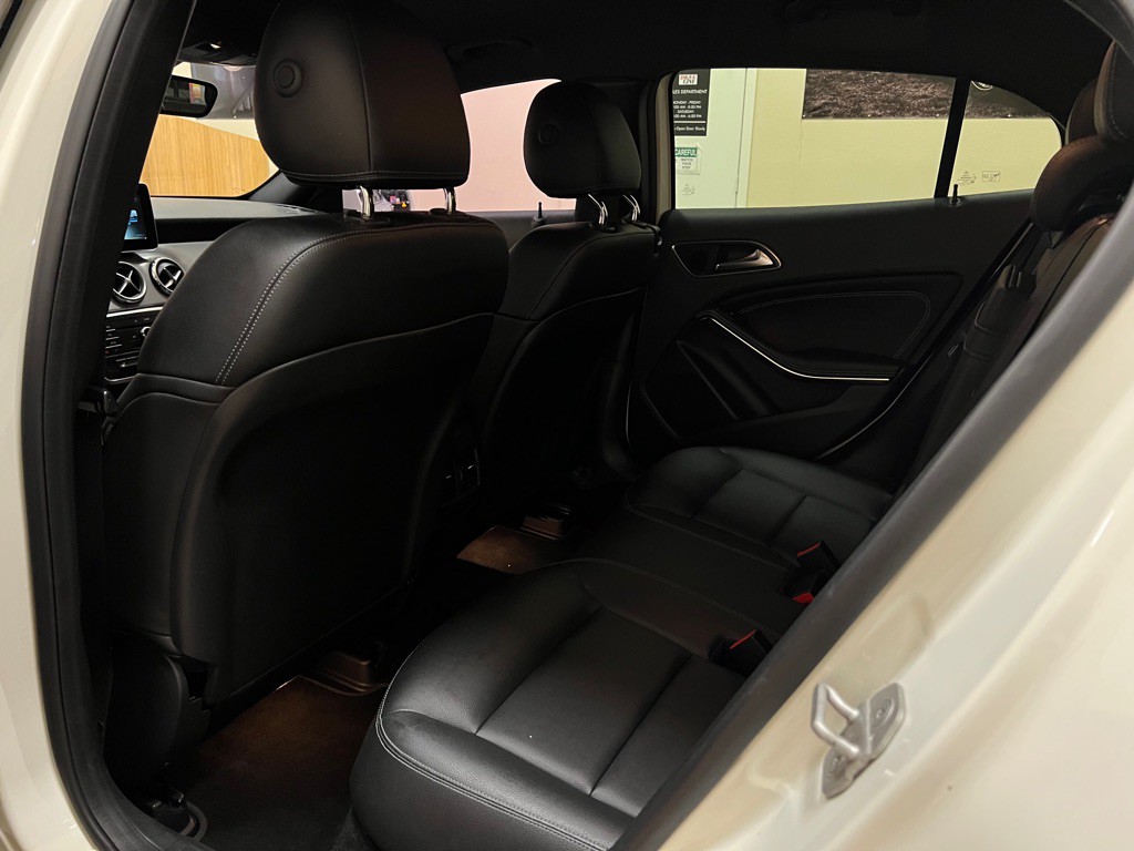 2016 Mercedes-Benz GLA-Class Image 30