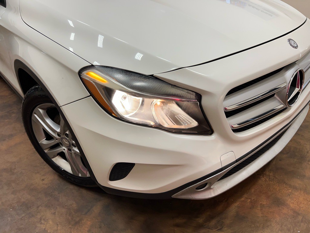 2016 Mercedes-Benz GLA-Class Image 40