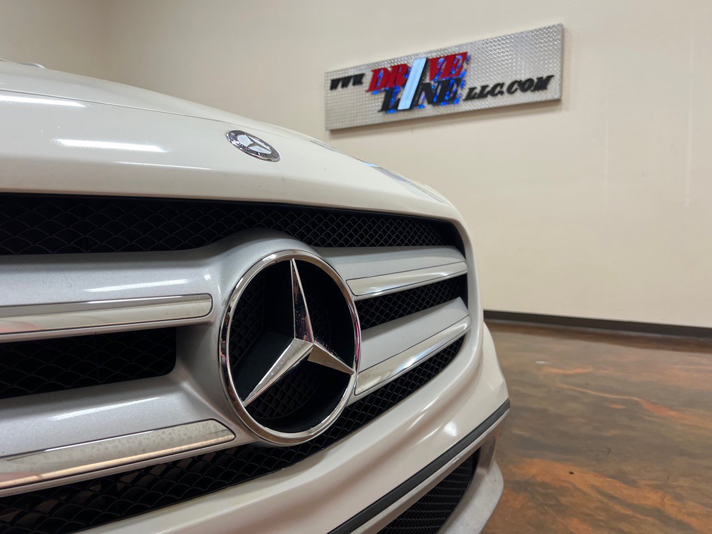 2016 Mercedes-Benz GLA-Class Image 42