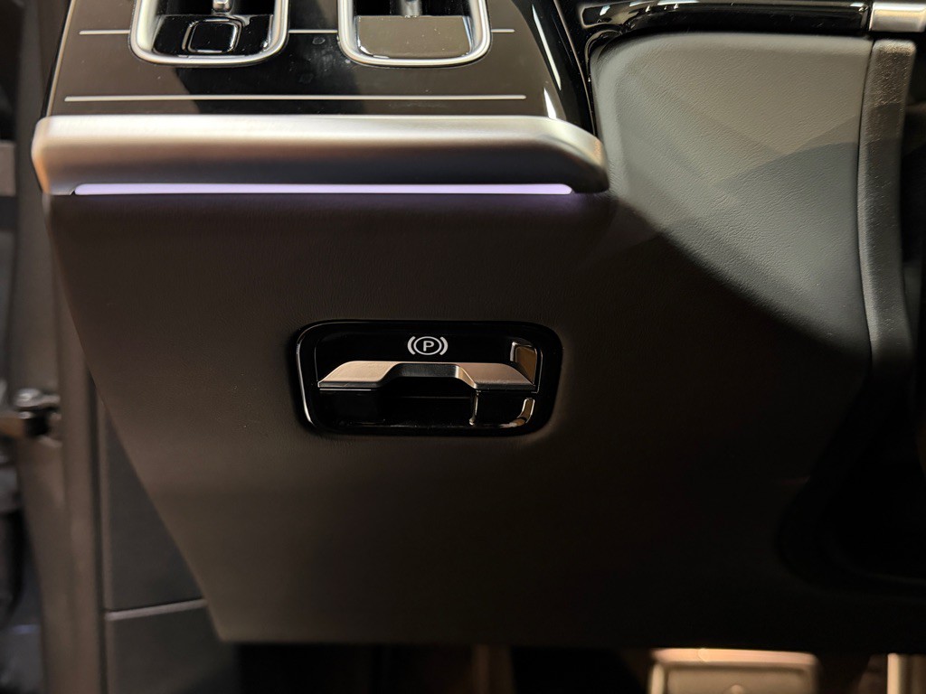 2024 Mercedes-Benz S-Class Image 40