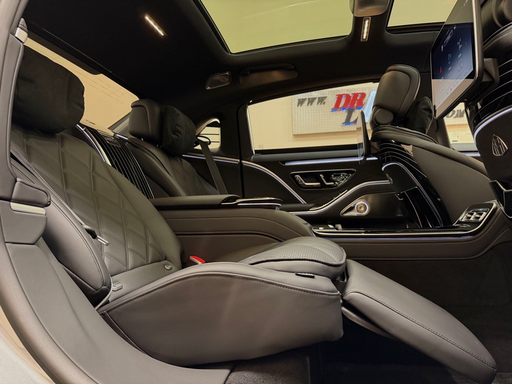 2024 Mercedes-Benz S-Class Image 84