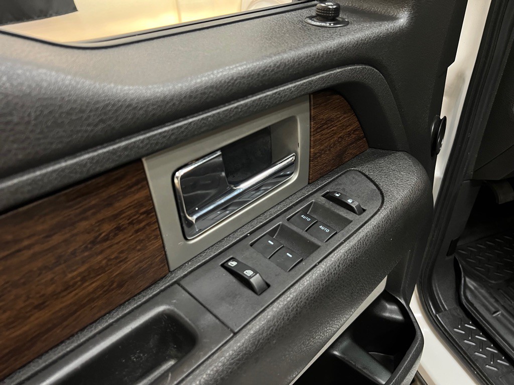 2014 Ford F-150 Image 19