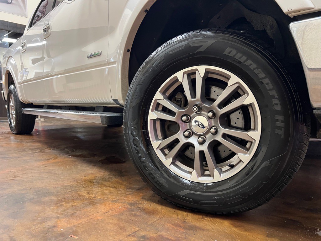 2014 Ford F-150 Image 40