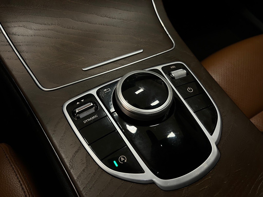 2019 Mercedes-Benz C-Class Image 29