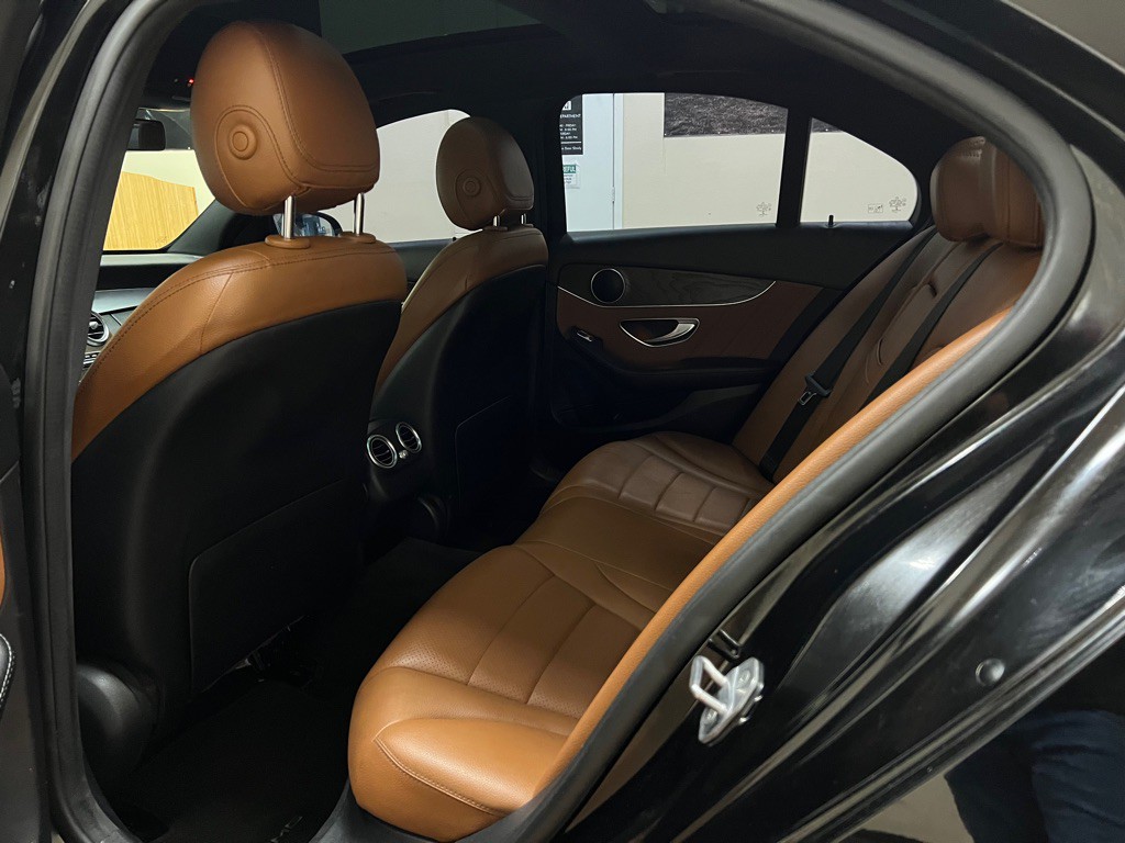 2019 Mercedes-Benz C-Class Image 32