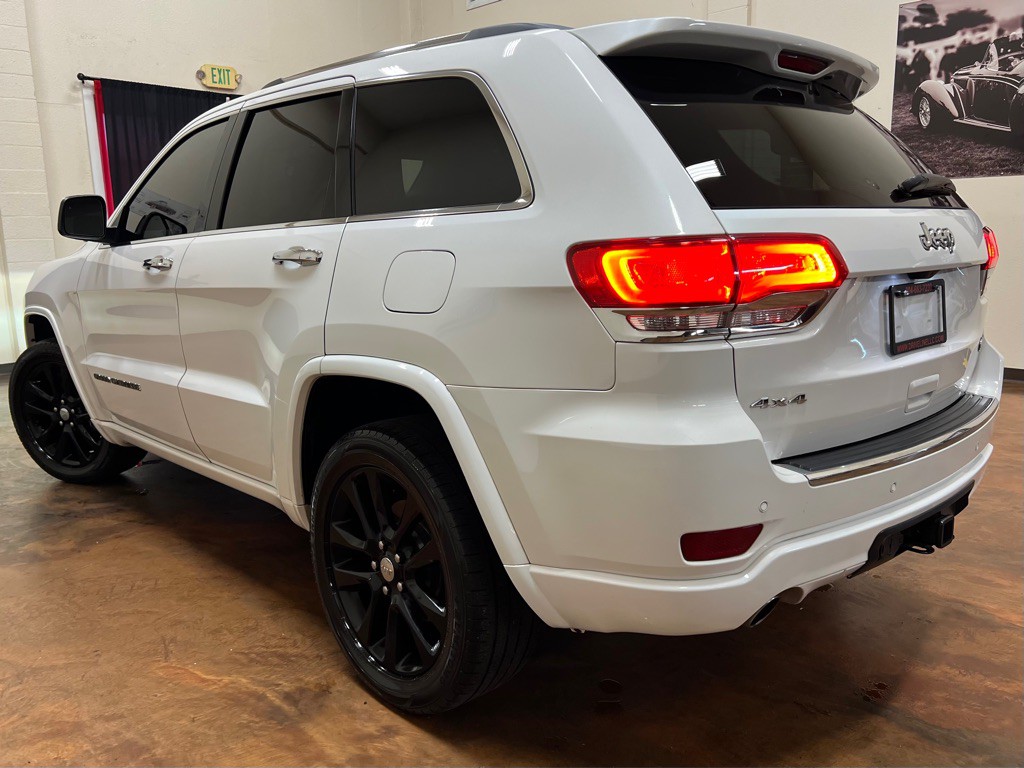 2018 Jeep Grand Cherokee Image 2