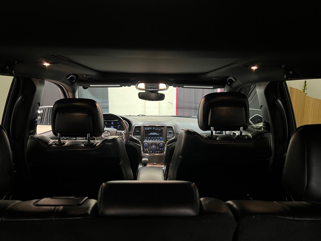 2018 Jeep Grand Cherokee Image 16