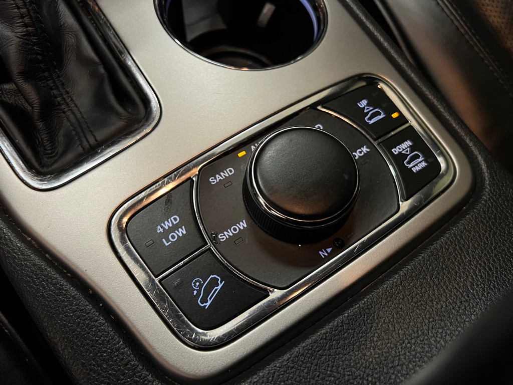 2018 Jeep Grand Cherokee Image 30