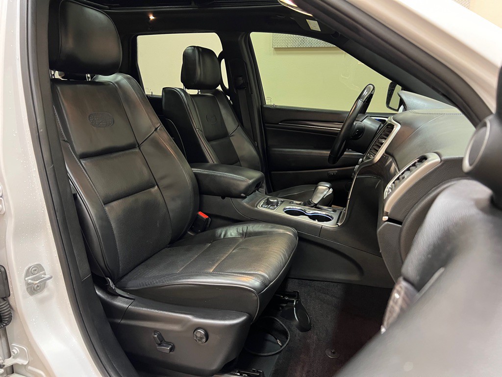 2018 Jeep Grand Cherokee Image 40