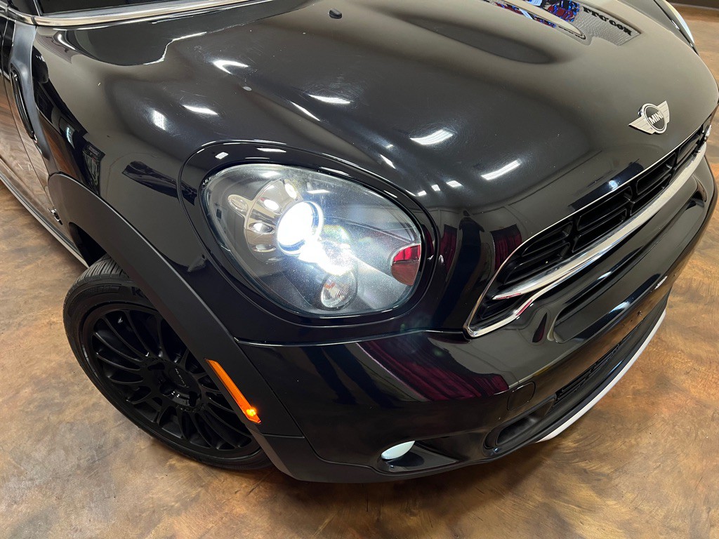 2015 MINI Countryman Image 38