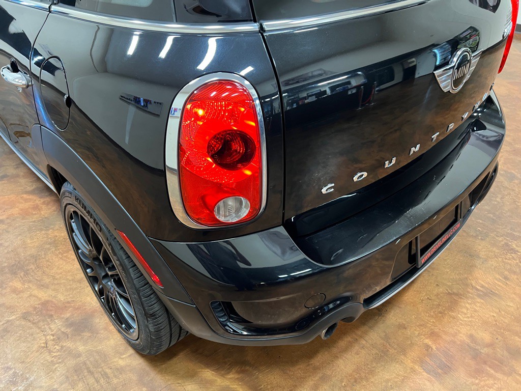 2015 MINI Countryman Image 39