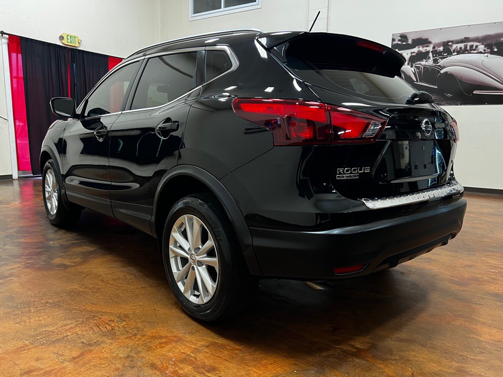 2017 Nissan Rogue Image 7