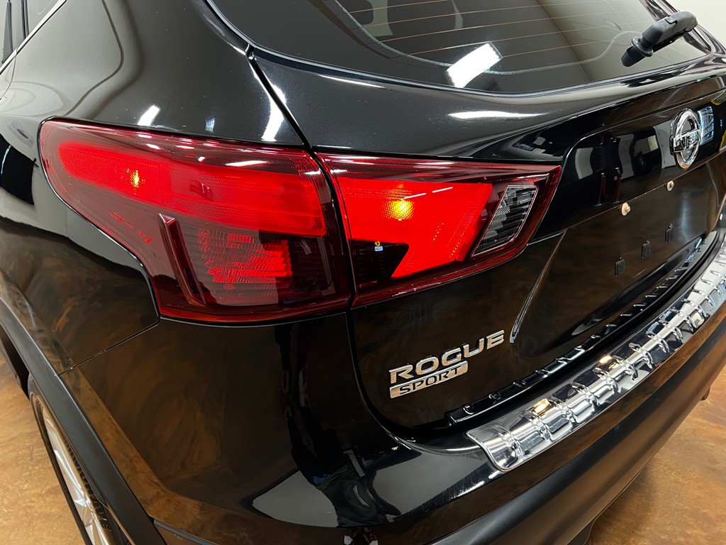 2017 Nissan Rogue Image 47