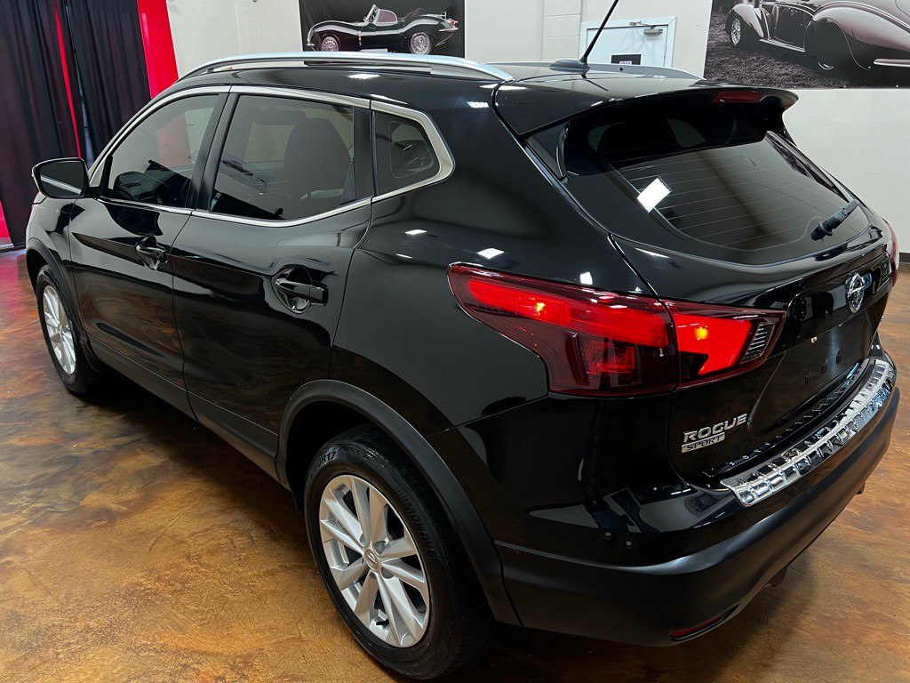 2017 Nissan Rogue Image 51