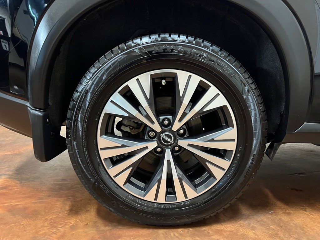 2023 Nissan Rogue Image 12