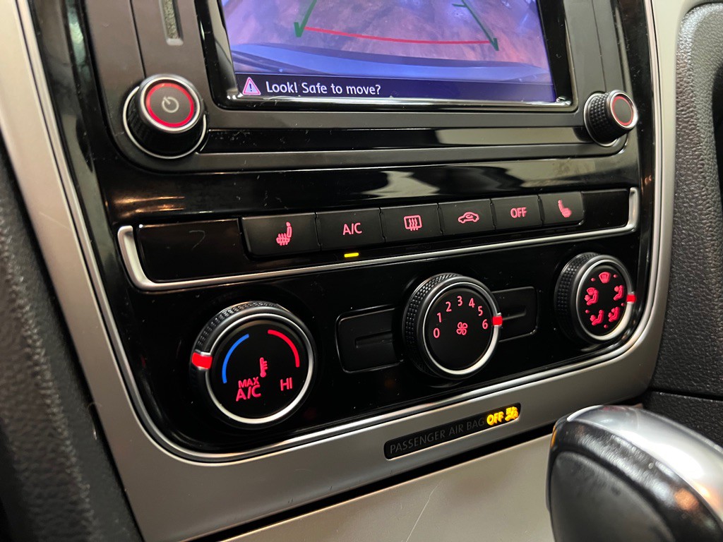 2019 Volkswagen Passat Image 26