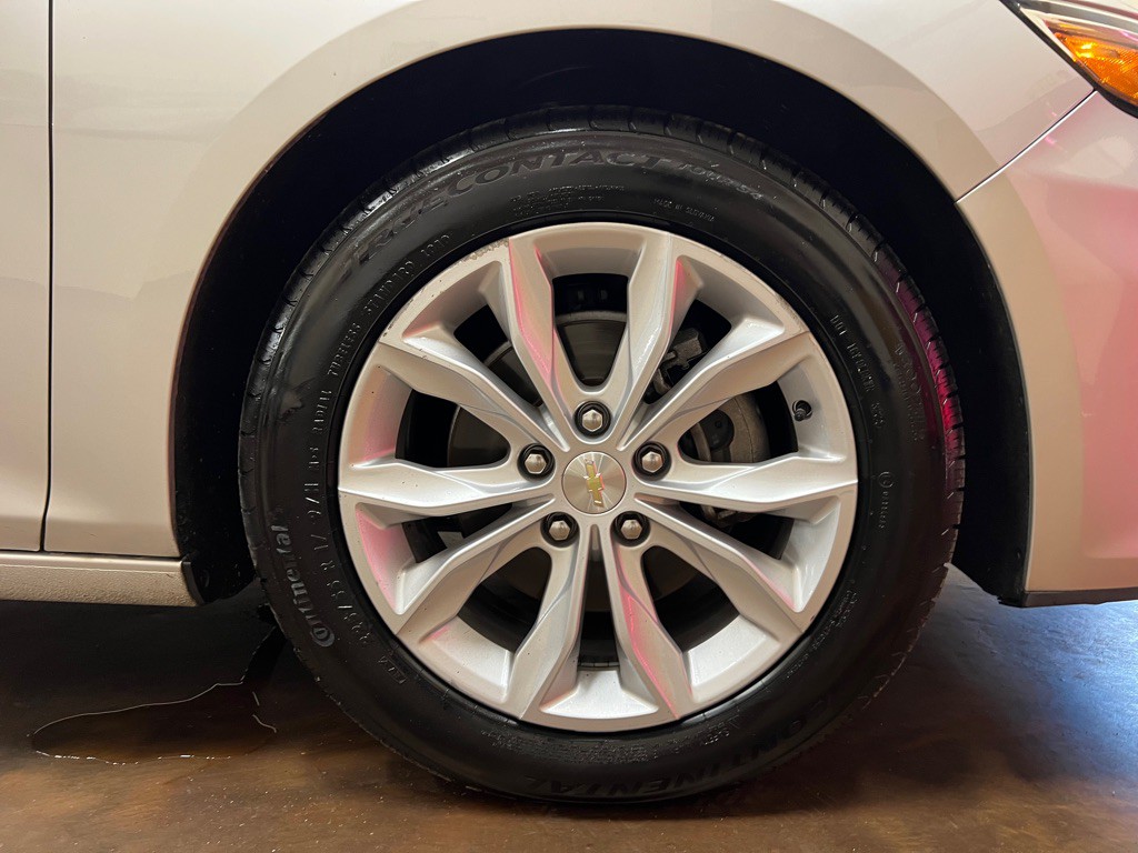 2020 Chevrolet Malibu Image 11