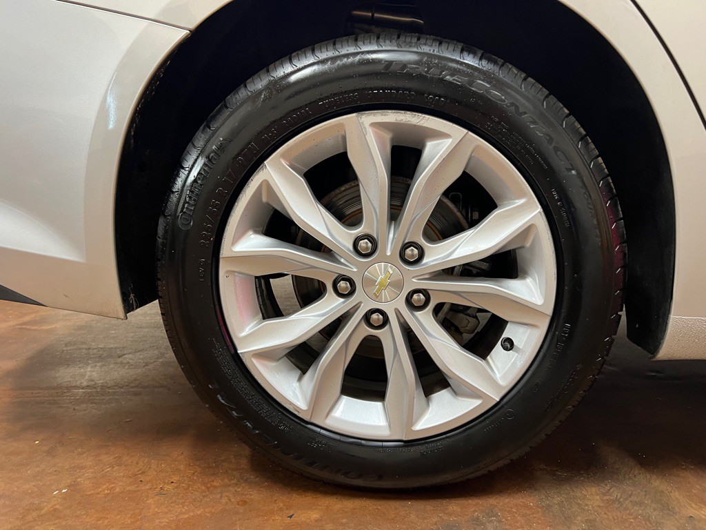 2020 Chevrolet Malibu Image 12